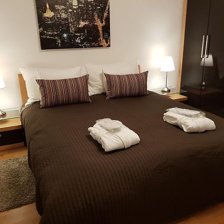 Montreux Lake View Apartments City Centre Екстериор снимка