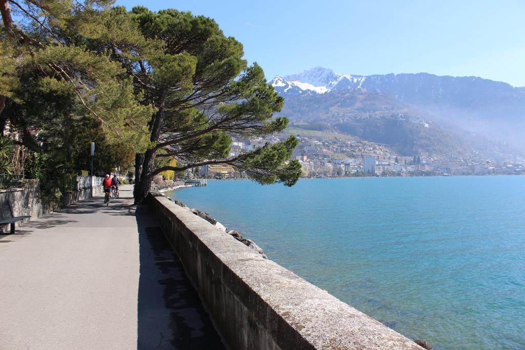 Montreux Lake View Apartments City Centre Екстериор снимка