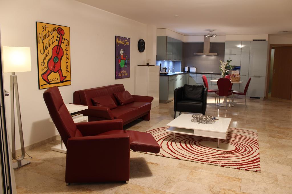 Montreux Lake View Apartments City Centre Екстериор снимка