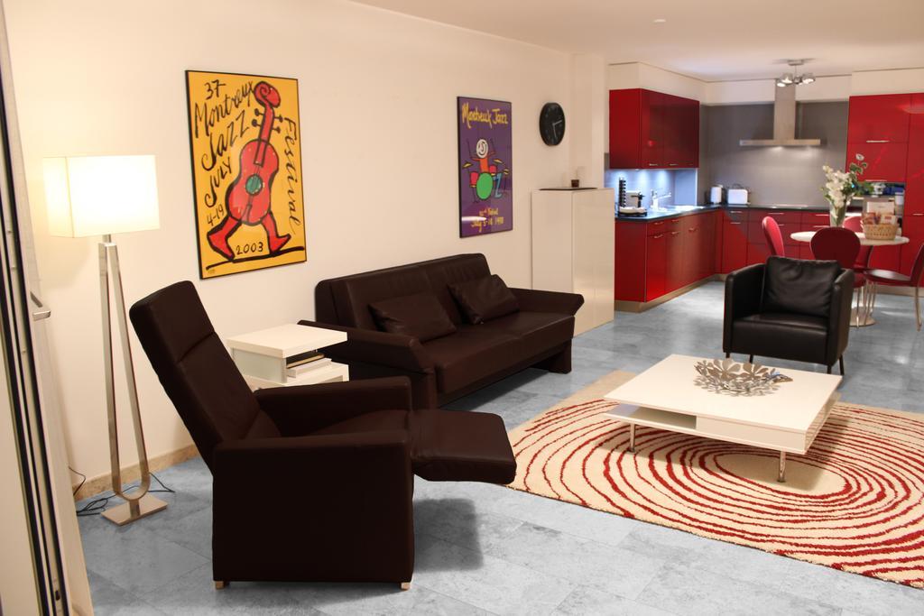 Montreux Lake View Apartments City Centre Екстериор снимка