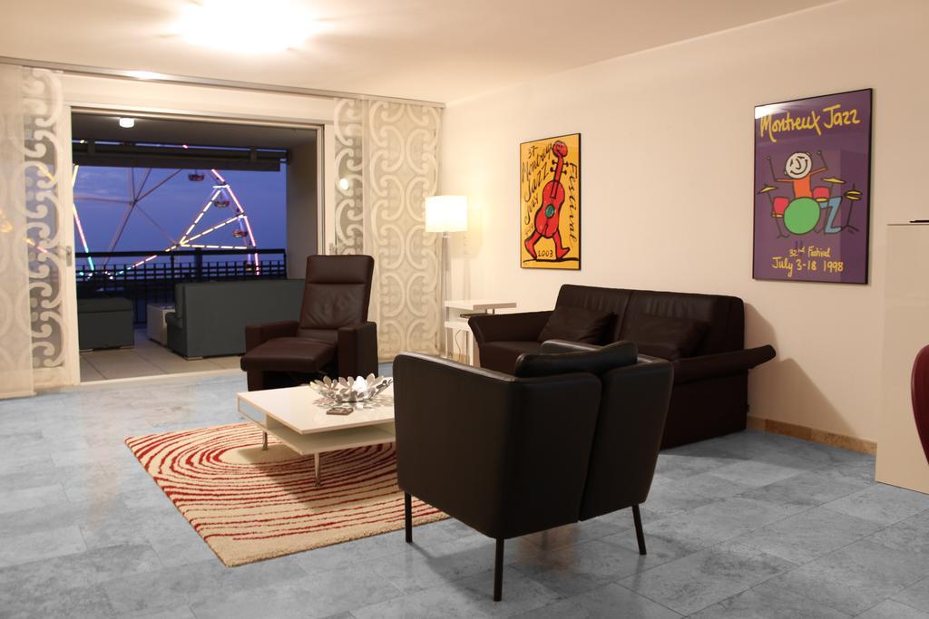 Montreux Lake View Apartments City Centre Екстериор снимка